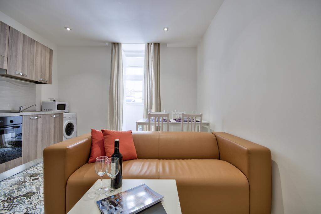 Central Valletta Two Bedroom Apartment エクステリア 写真