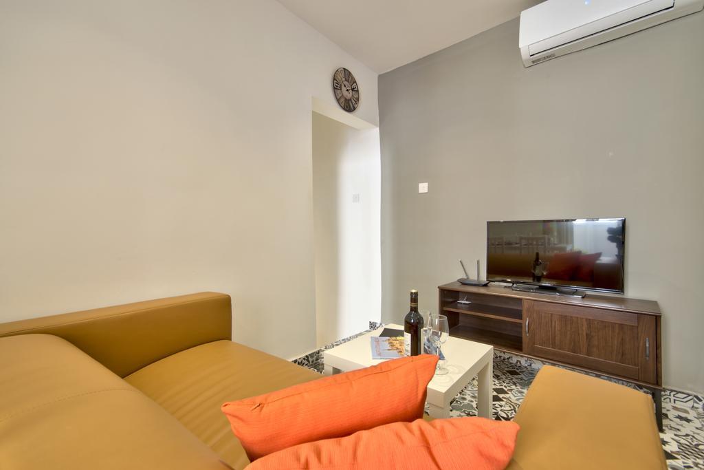 Central Valletta Two Bedroom Apartment エクステリア 写真